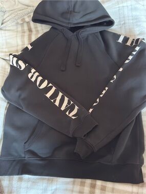 taylor swift the eras tour black hoodie